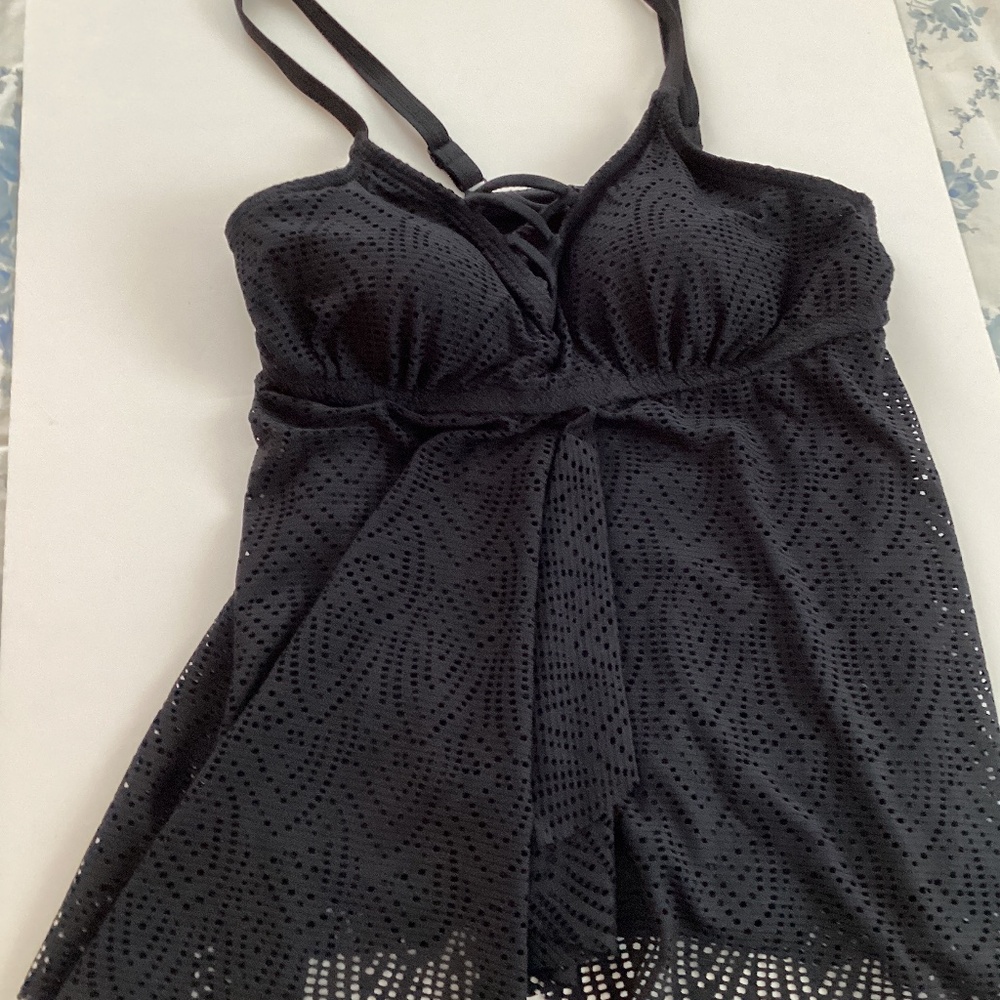 Black Lace Fly Away V-Neck SwimsuitTankini Top Only Croft & Barrow Sm Ladies